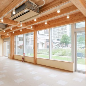 도쿄 오모떼산도 / 미나미아오야마 팝업 & 이벤트 공간_1층 2층 복합구성, 슬라이드 이미지 4